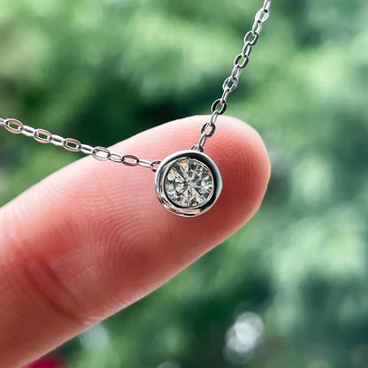 Colar Moissanite Brilhante em White Gold Plated - Loratta