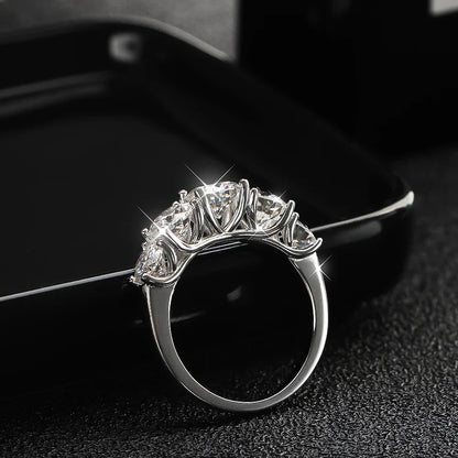Meia Aliança Crown 360 Pontos Moissanite em Prata - Loratta