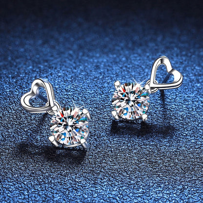 Brinco Coração Moissanite em Prata Folheado à Ouro 18k - Loratta